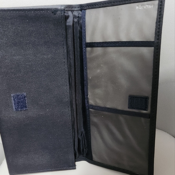 Holland America cruise passport holder travel - Picture 4 of 9